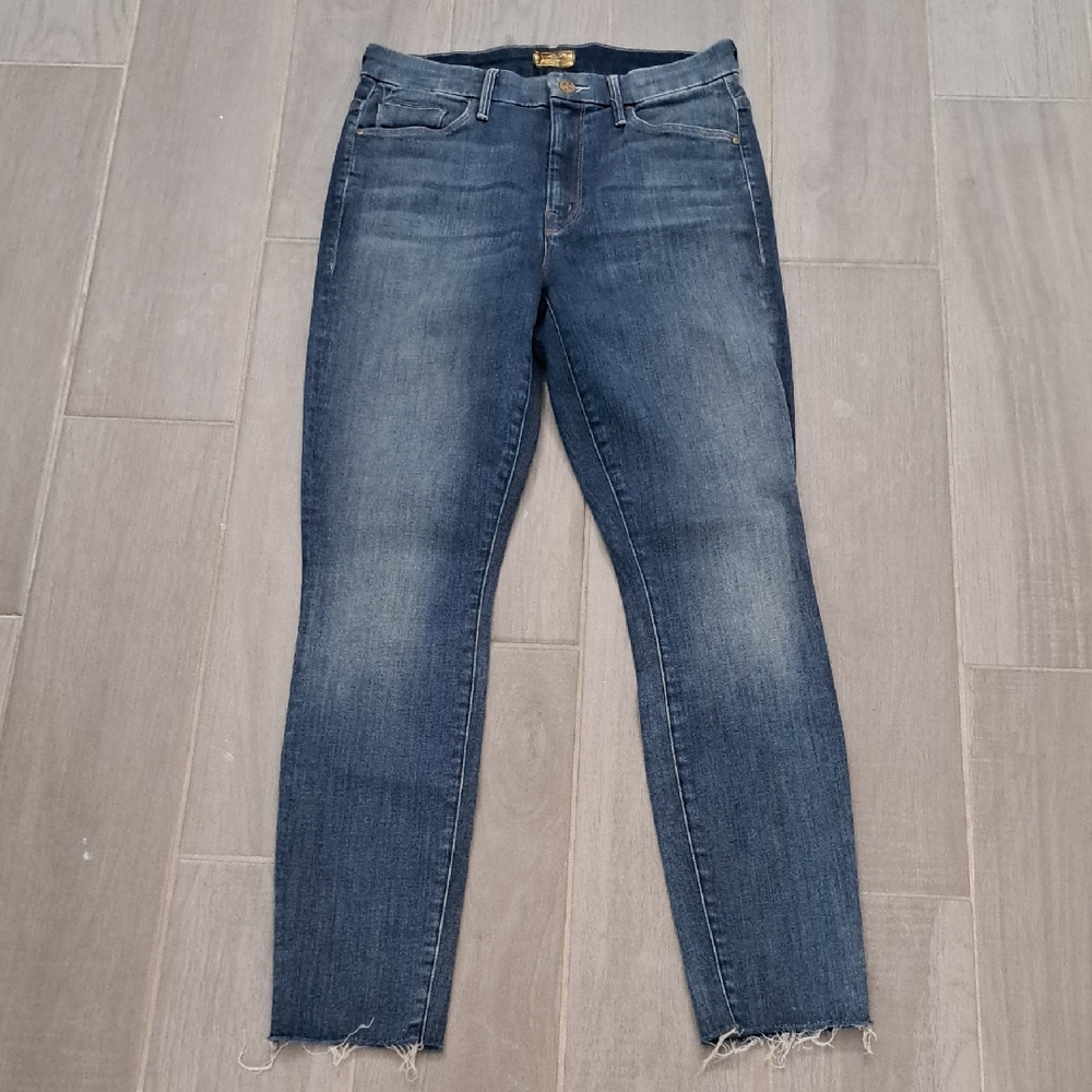 MOTHER High Waisted Looker Ankle Fray Jeans Size 27